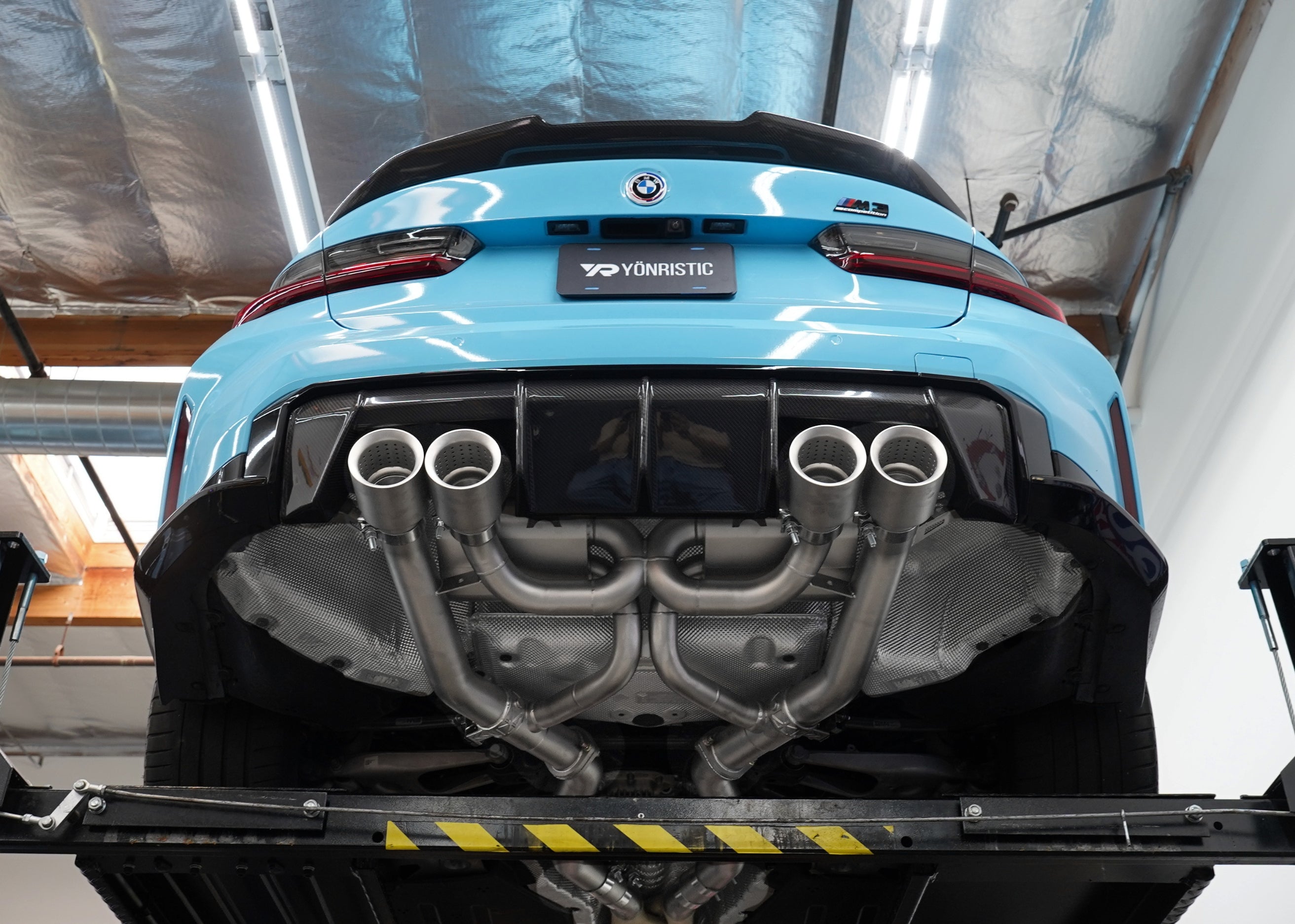 VANTA GOLD EVO installed underneath a BMW G8X