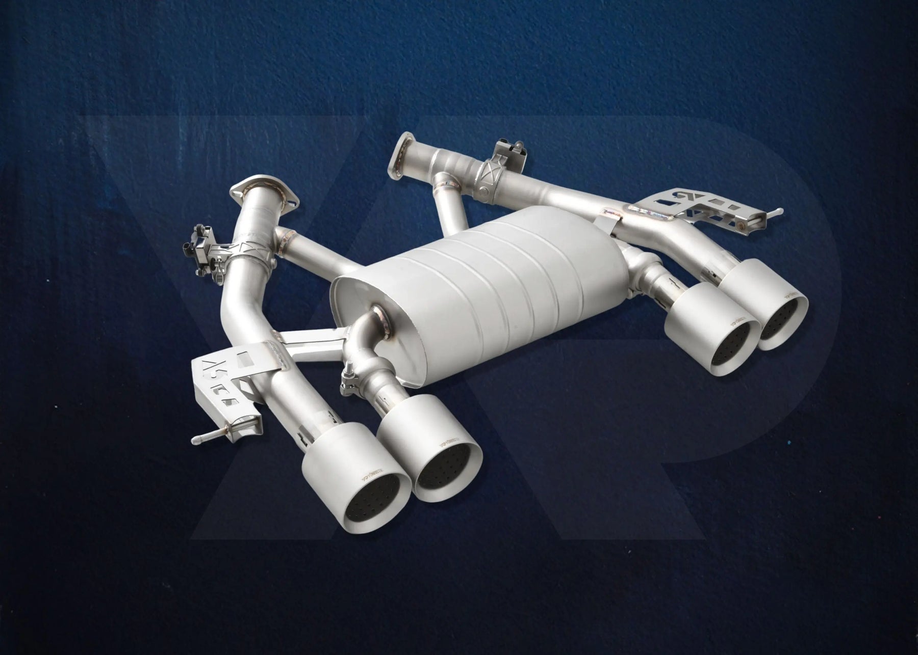 Original VANTA GOLD axle-back with its large central muffler